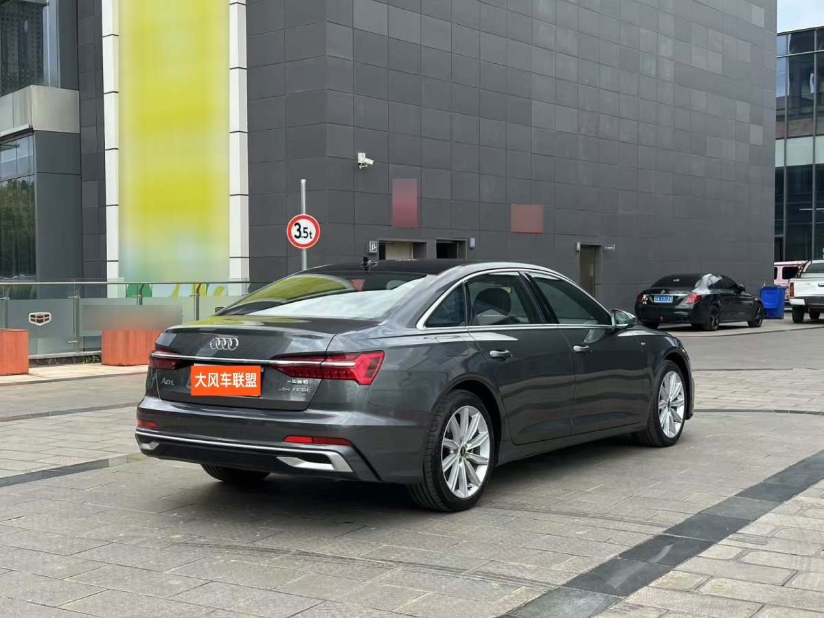 奧迪 奧迪A6L  2024款 45 TFSI 臻選動感型圖片
