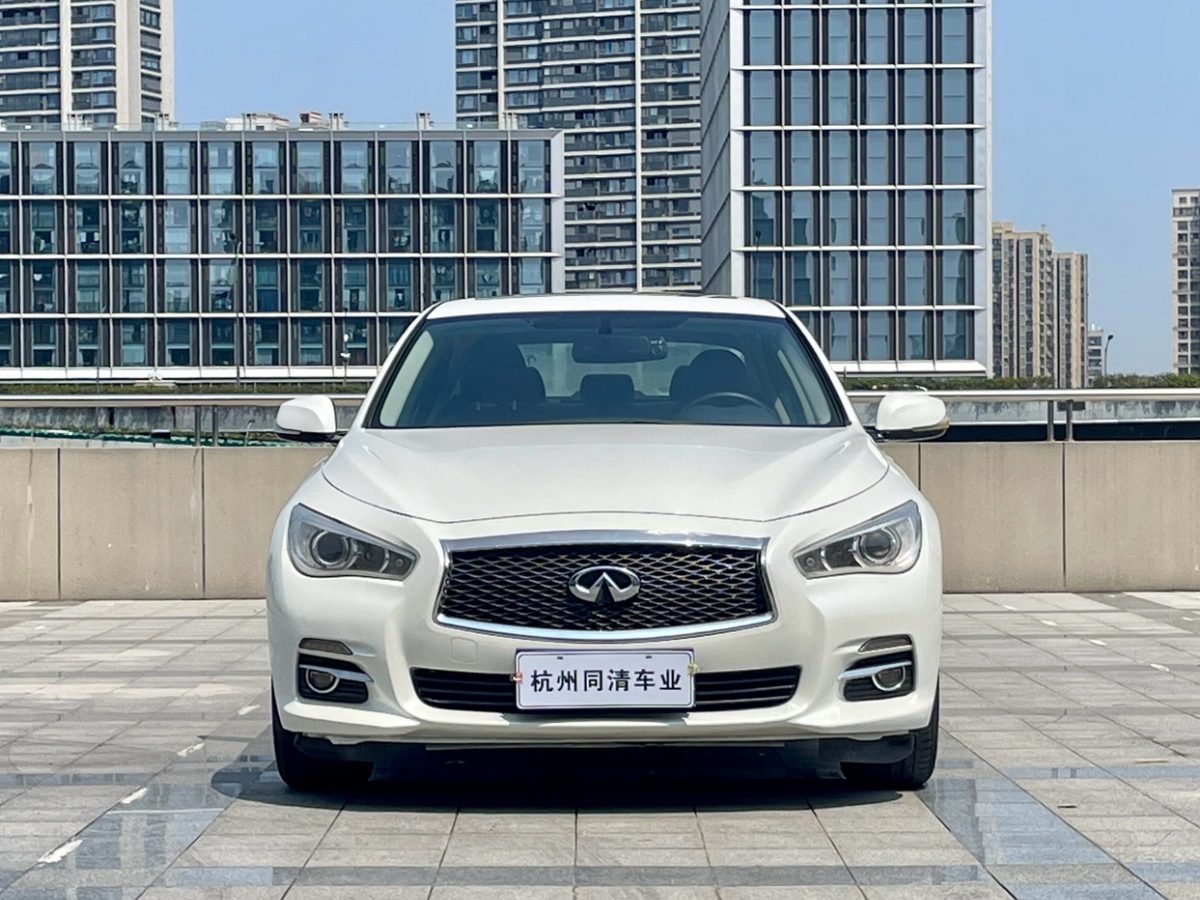 英菲尼迪 Q50L  2015款 2.0T 舒適版圖片