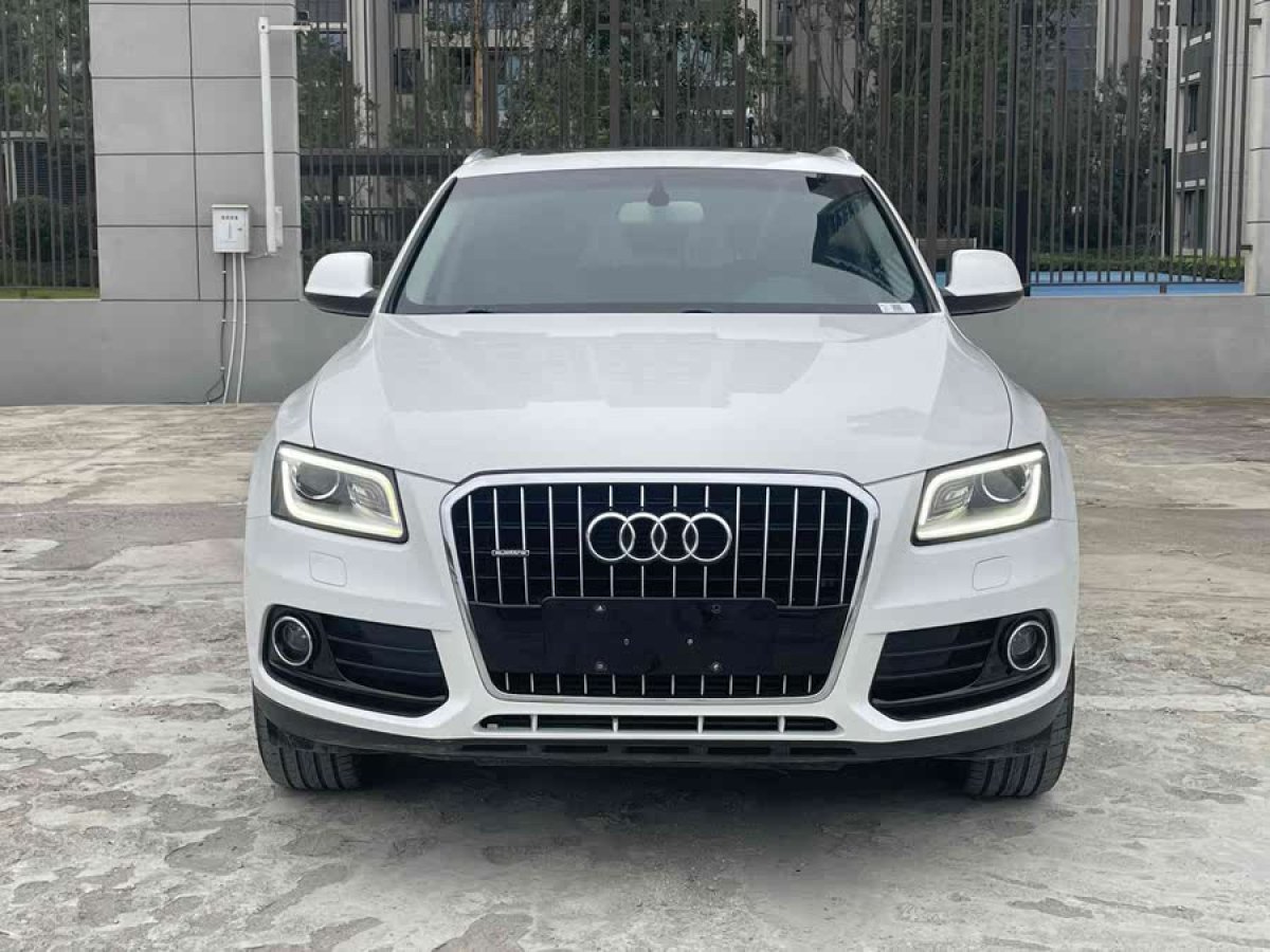 奧迪 奧迪Q5  2015款 40 TFSI 進(jìn)取型圖片