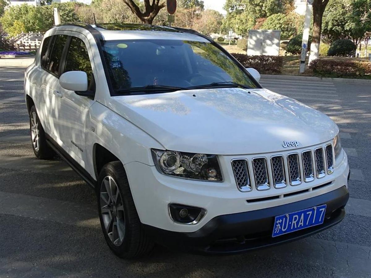 Jeep 指南者  2014款 改款 2.4L 四驅(qū)豪華版圖片