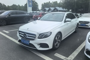 奔馳E級(jí) 奔馳 改款 E 300 L 運(yùn)動(dòng)時(shí)尚型