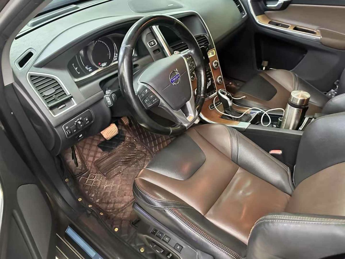 沃爾沃 XC60  2015款 T5 智行版圖片