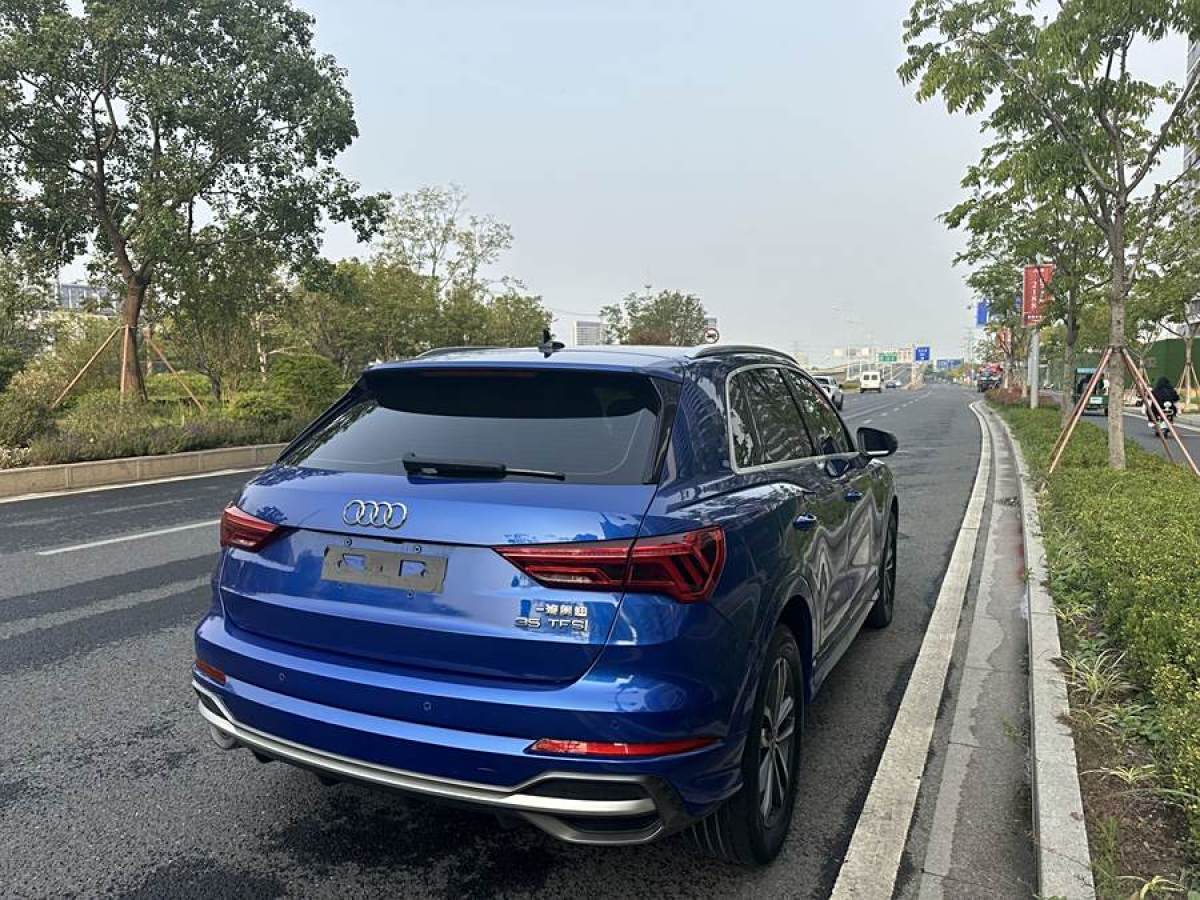 奧迪 奧迪Q3  2020款 35 TFSI 進(jìn)取動(dòng)感型圖片