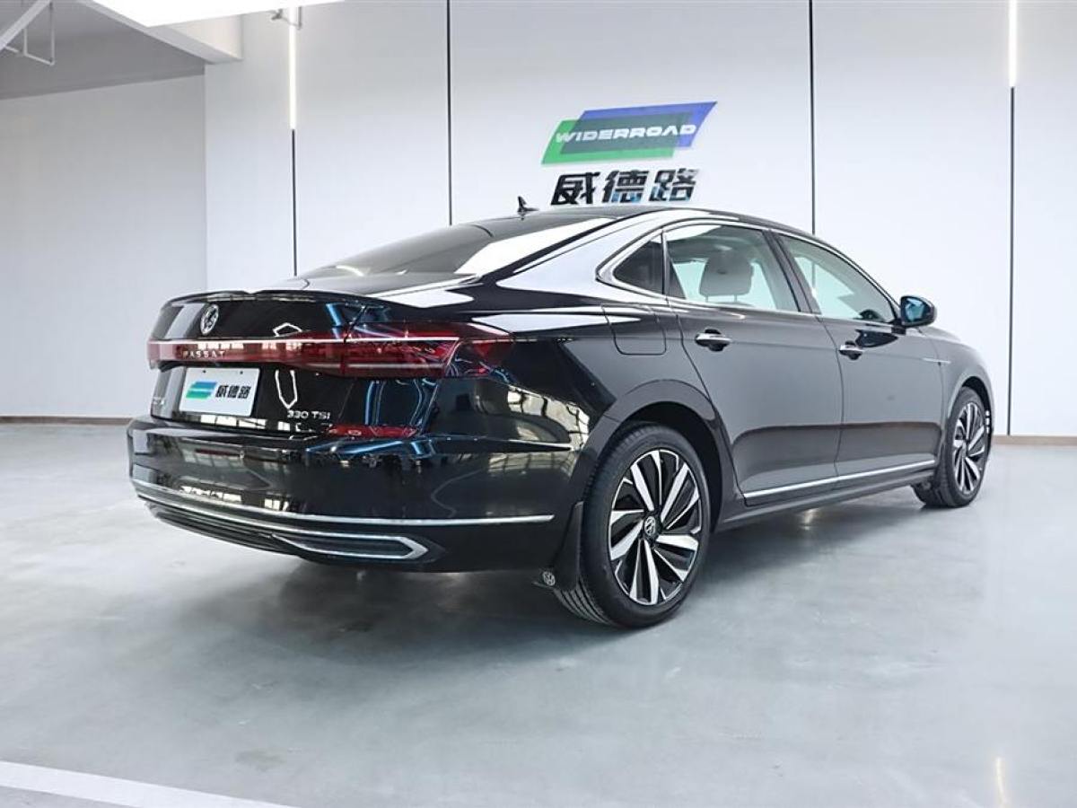 大眾 帕薩特  2022款 330TSI 精英版圖片