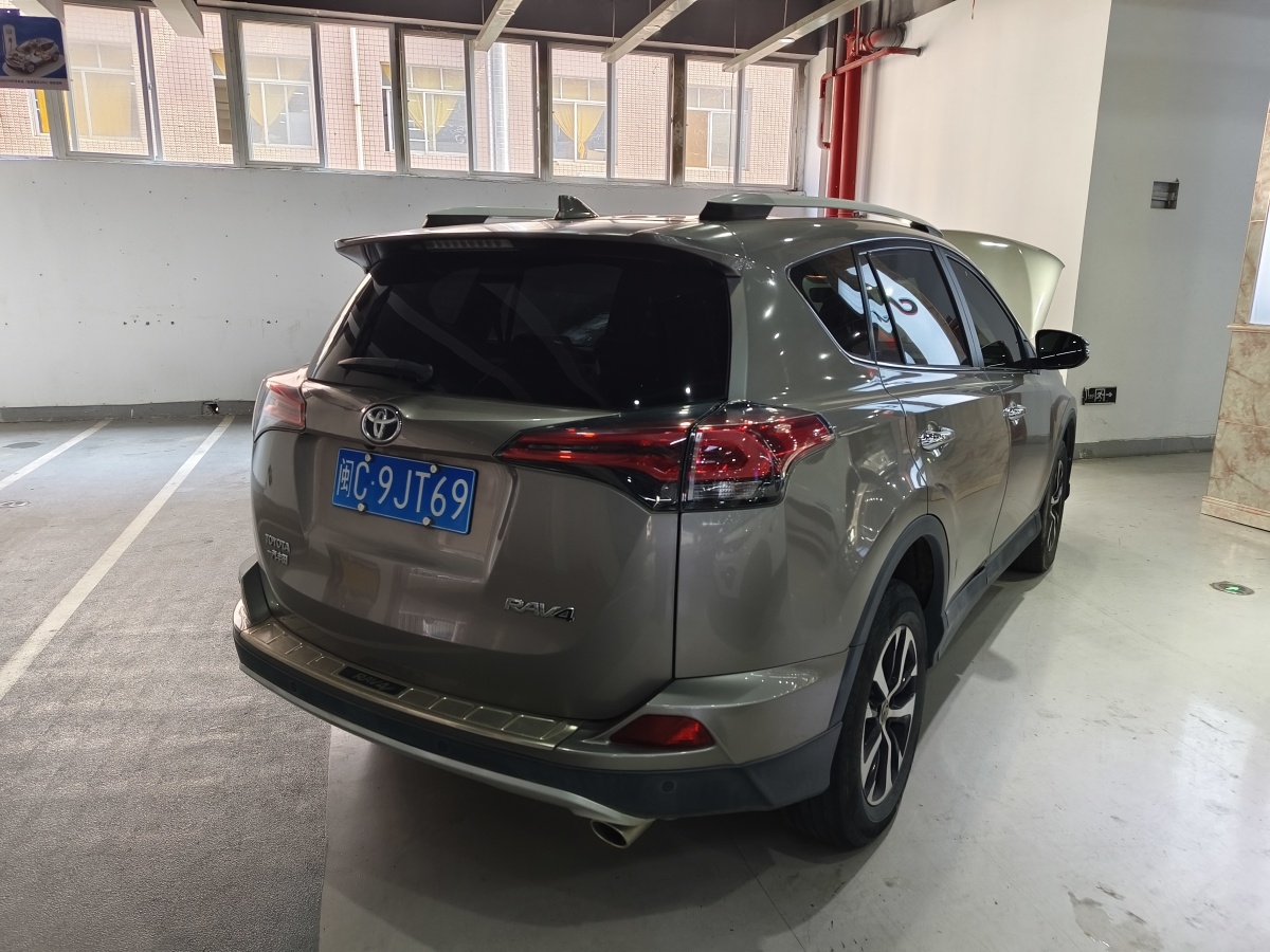 豐田 RAV4  2016款 榮放 2.0L CVT兩驅(qū)智尚版圖片