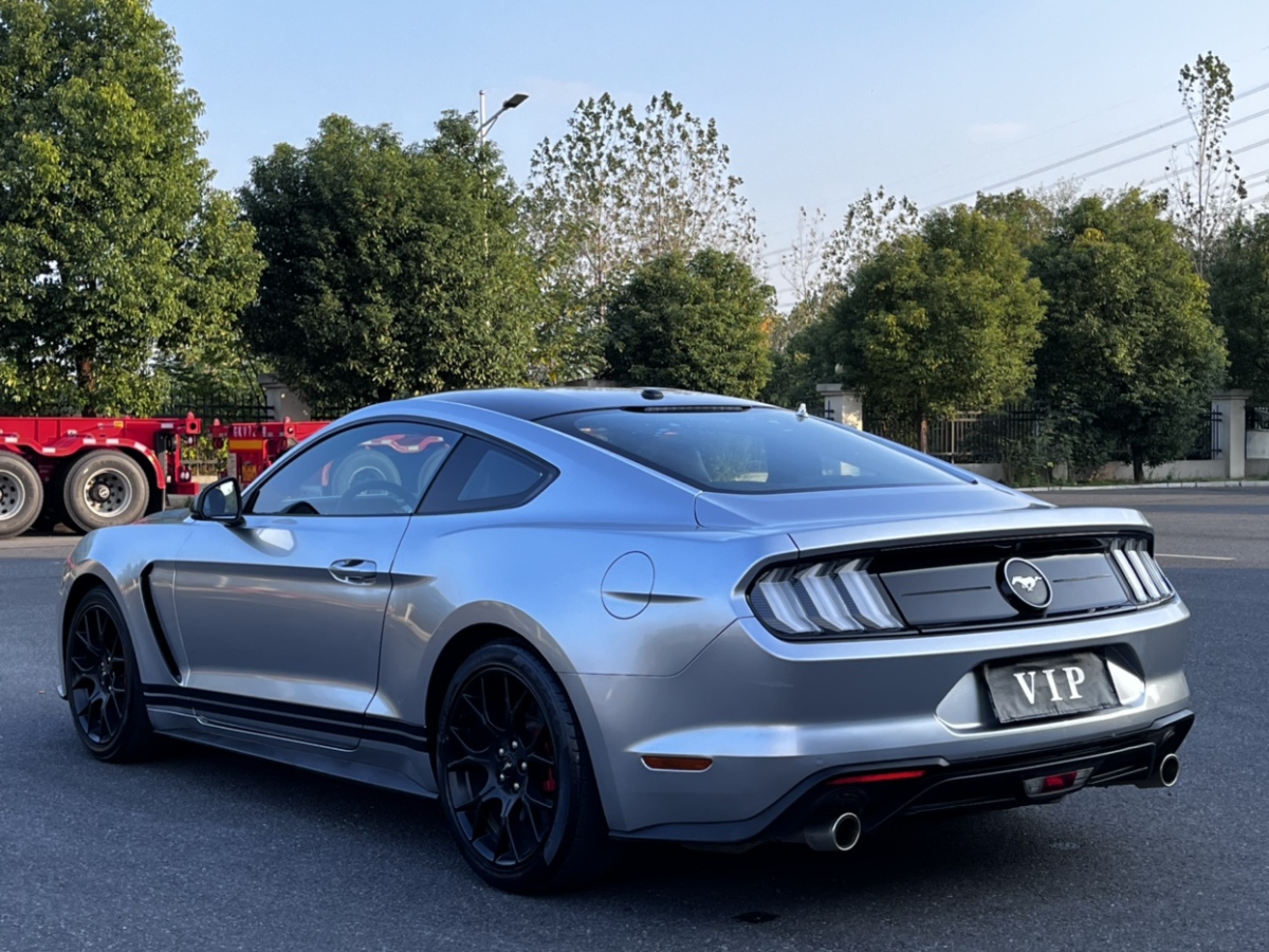 福特 Mustang  2020款 2.3L EcoBoost 馳影性能進(jìn)階版圖片