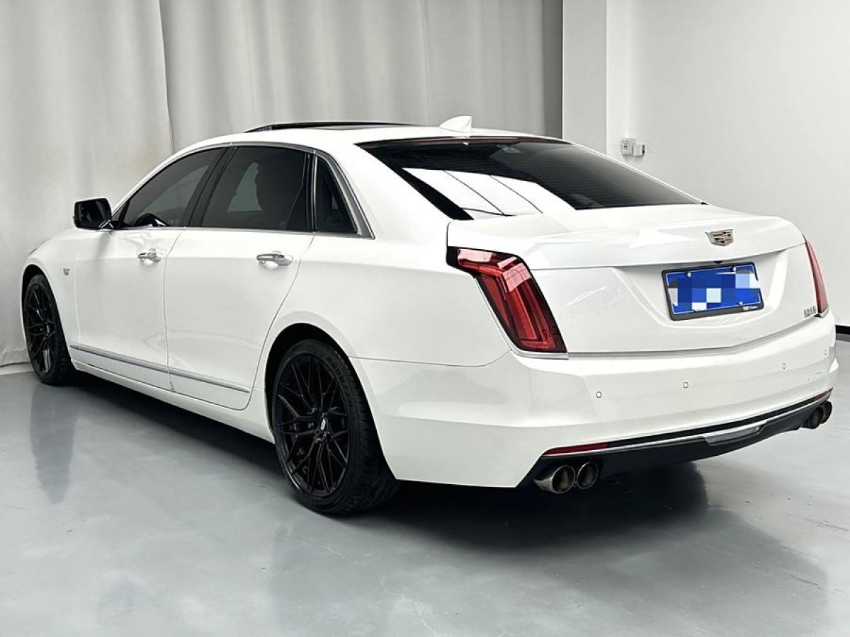 凱迪拉克 CT6  2017款 28T 豪華型圖片