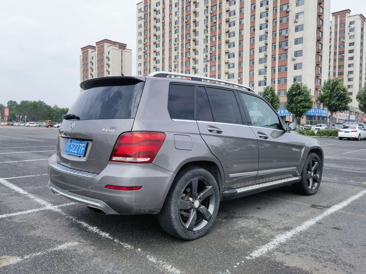 2014年6月奔馳 奔馳GLK級  2013款 GLK 300 4MATIC 動感天窗型