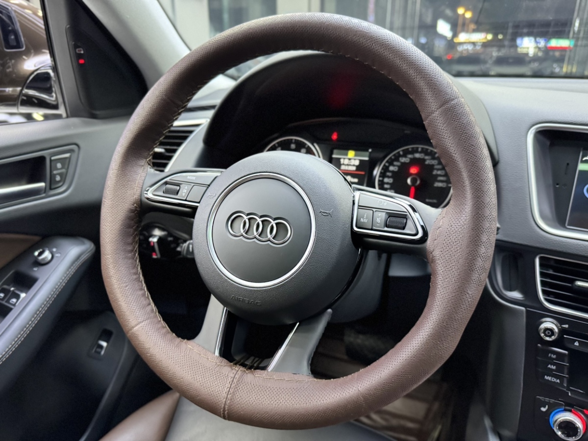 奥迪 奥迪Q5  2018款 典藏版 40 TFSI 技术型图片