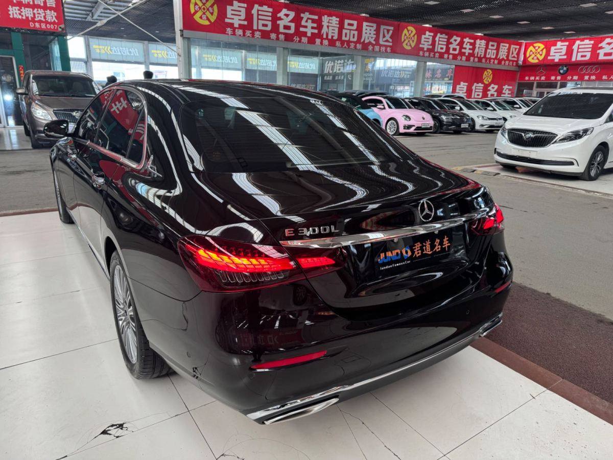 奔馳 奔馳E級(jí)  2023款 改款 E 300 L 豪華型圖片