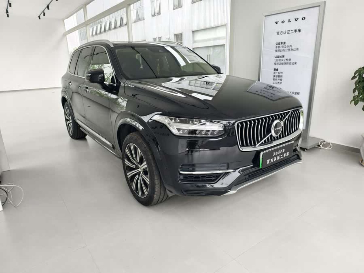 沃爾沃 XC90新能源  2019款 E驅(qū)混動 T8 個性運(yùn)動版 7座圖片