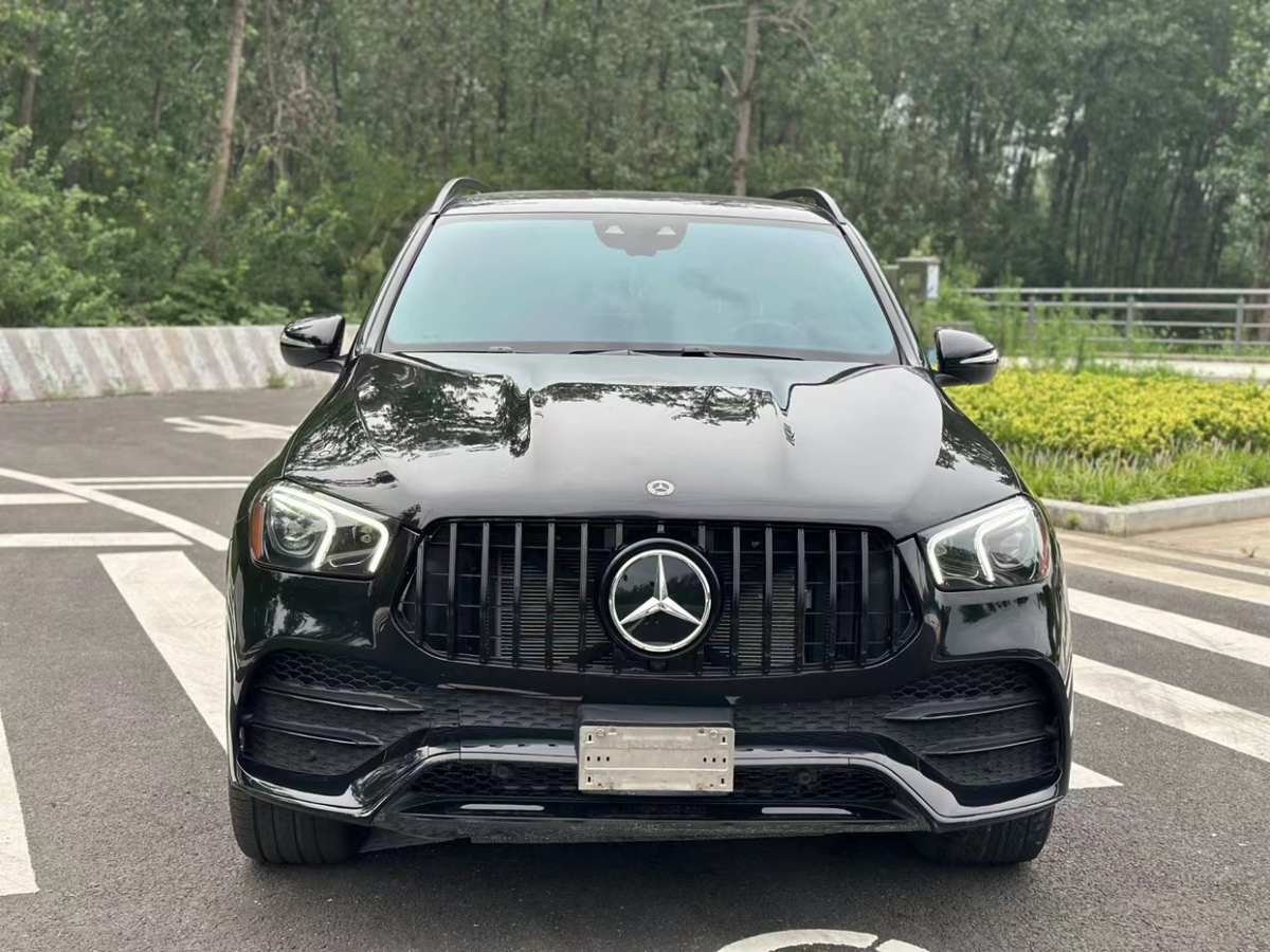 奔馳 奔馳GLE  2020款  GLE 350 4MATIC 時(shí)尚型圖片