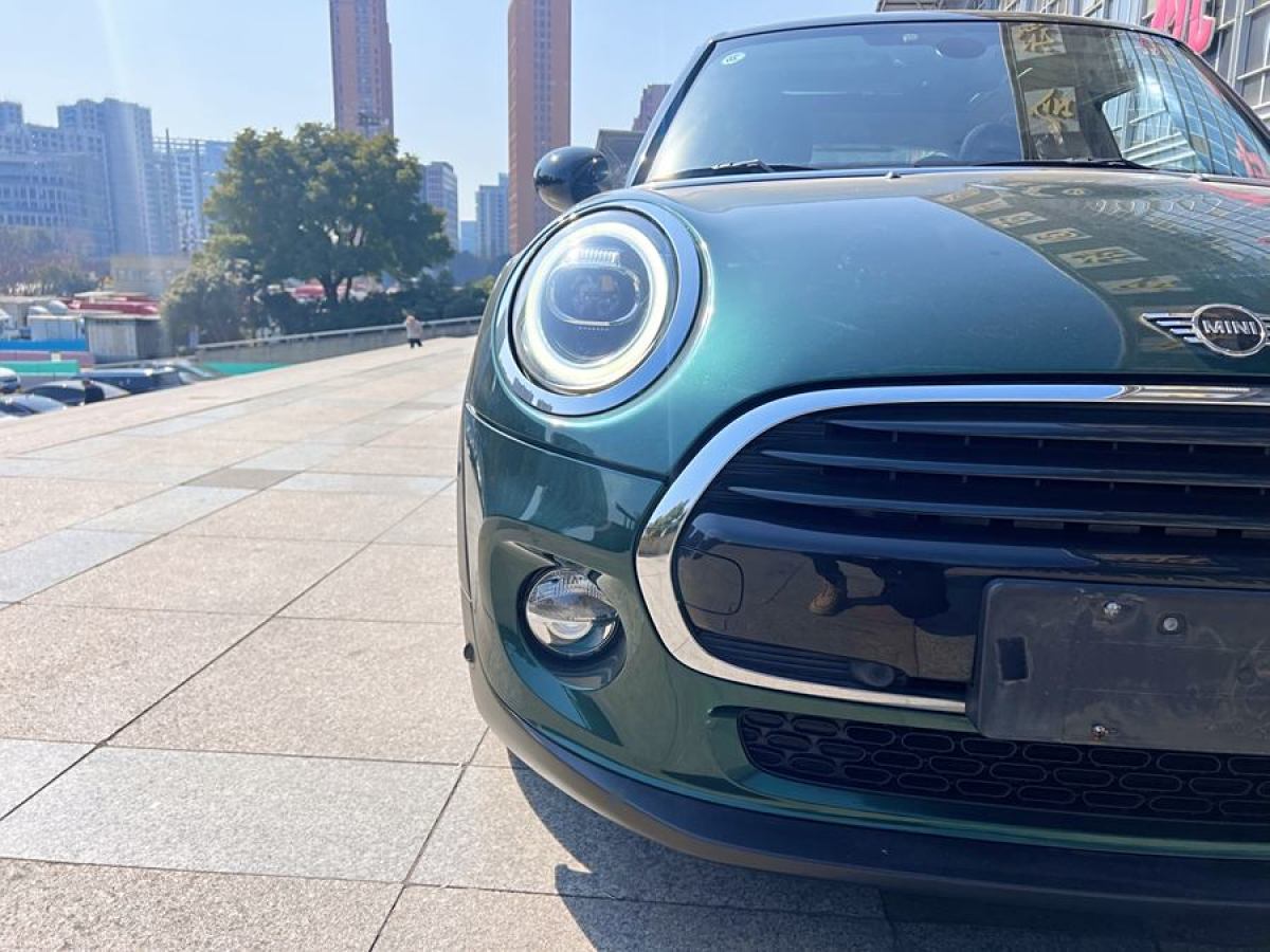 MINI MINI  2018款 1.5T COOPER 經(jīng)典派 五門版圖片