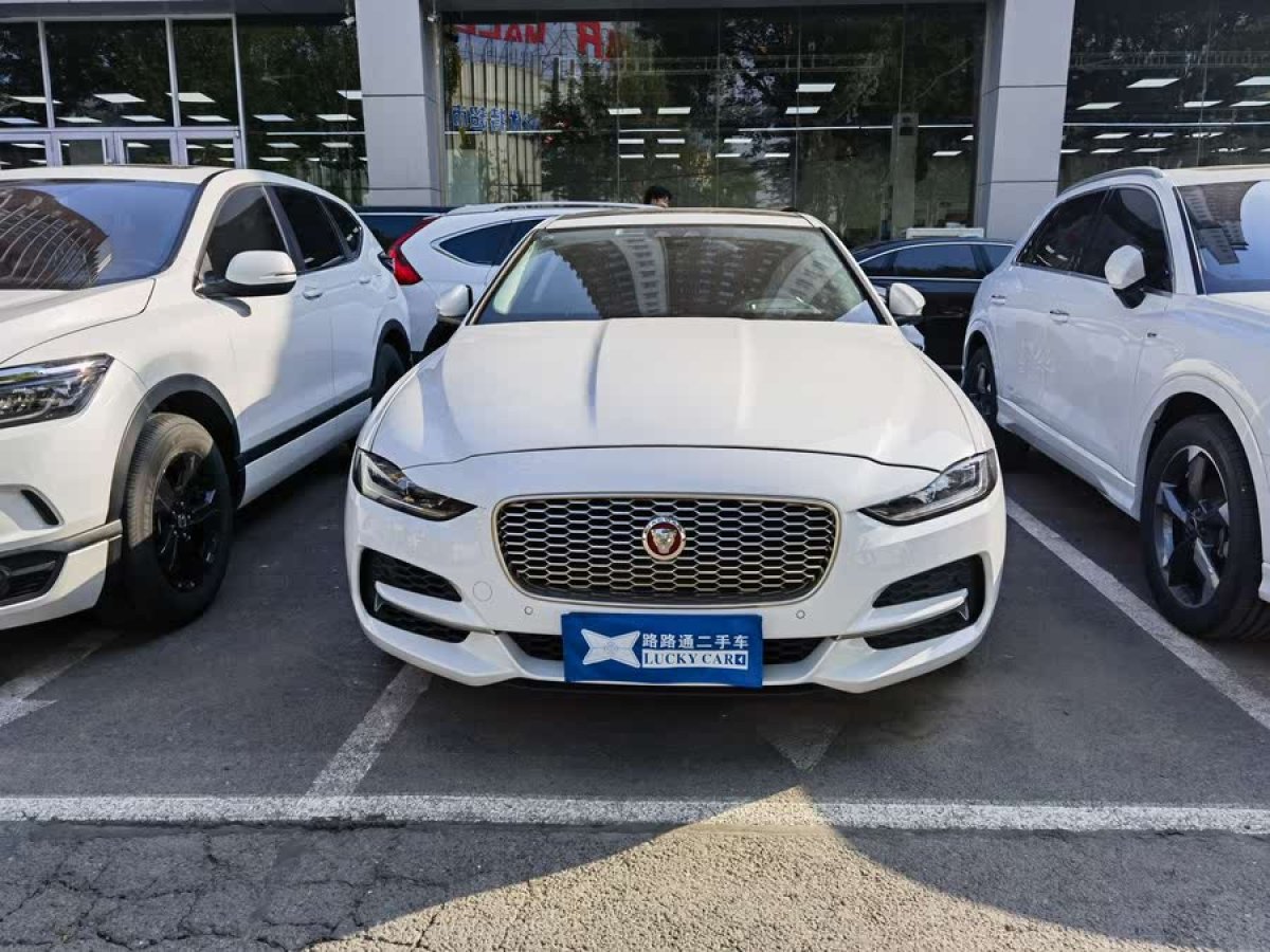 捷豹 XEL  2020款 2.0T 250PS SE科技優(yōu)雅版圖片