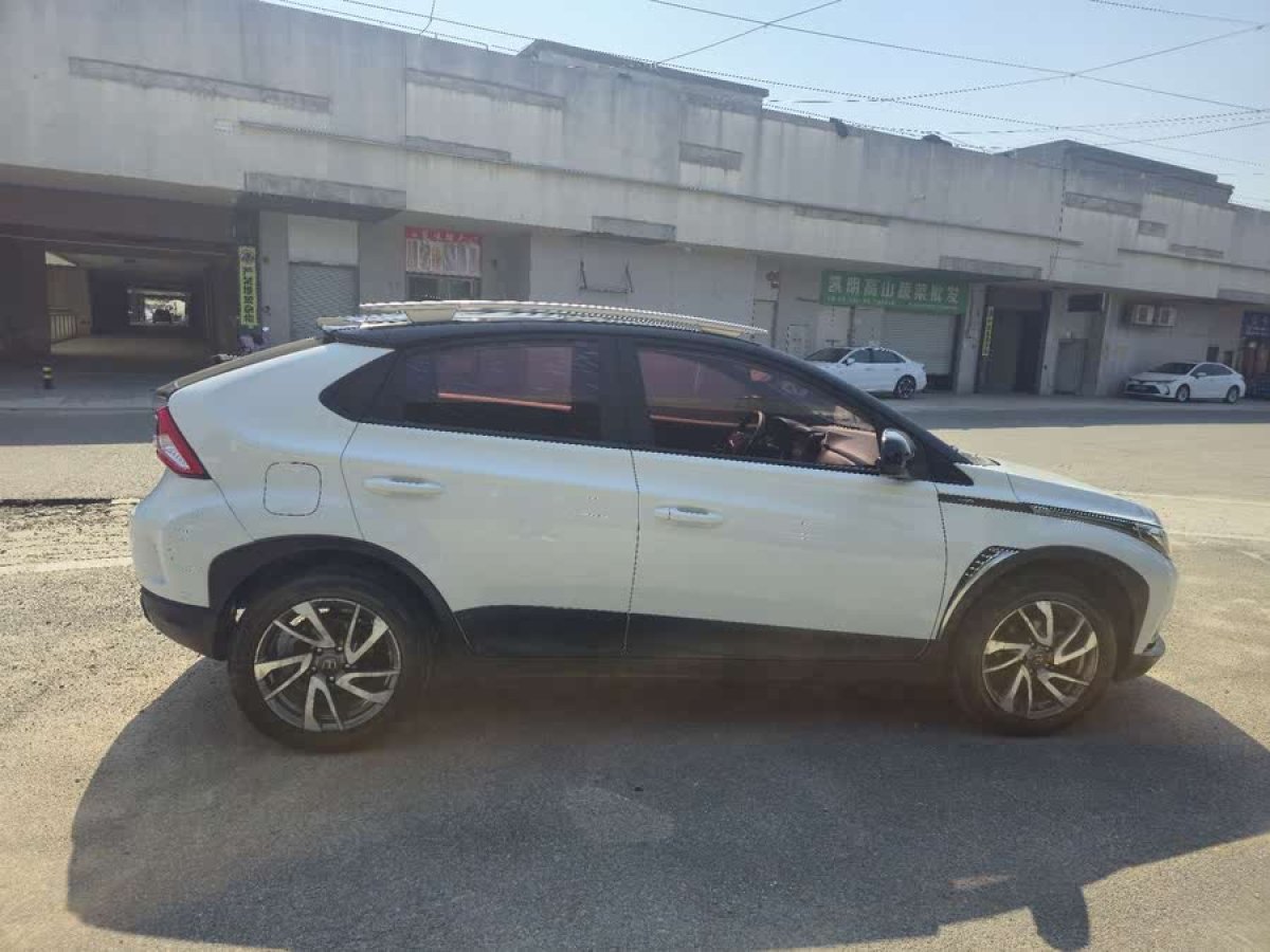 納智捷 U5 SUV  2017款 1.6L CVT爵士版圖片