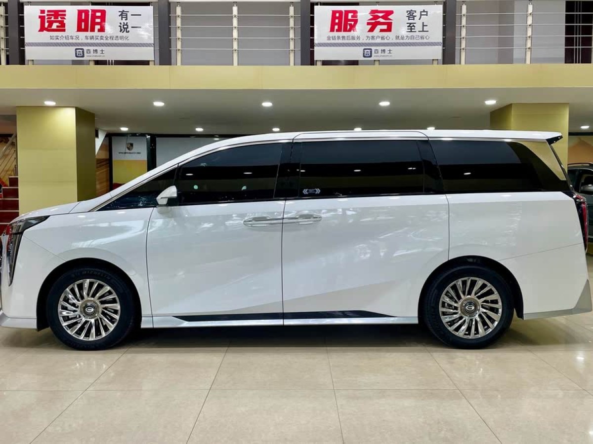 廣汽傳祺 M8  2023款 宗師系列 400T 自動旗艦圖片