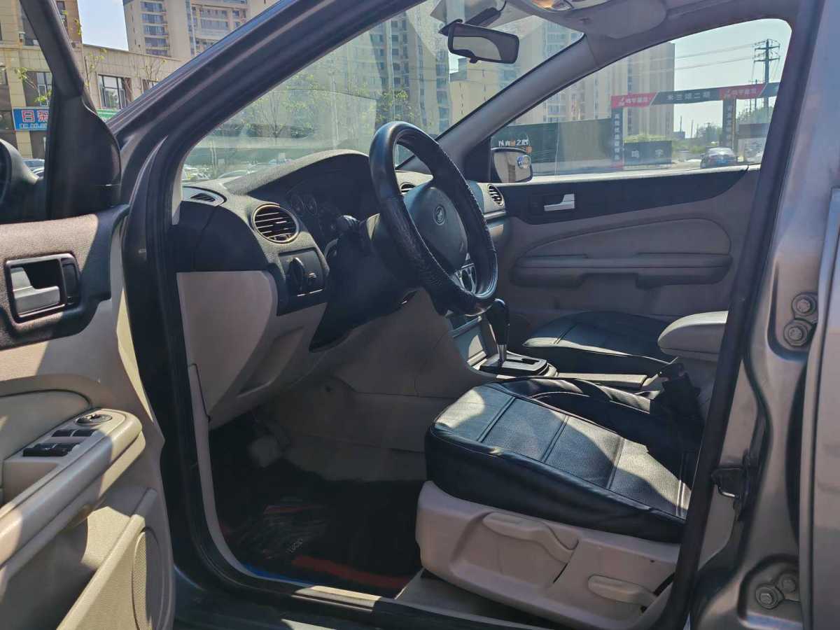 福特 ?？怂? 2009款 兩廂 1.8L 自動時尚型圖片