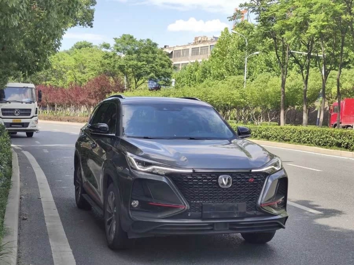 長(zhǎng)安 CS75 PLUS  2021款 2.0T 自動(dòng)旗艦型圖片