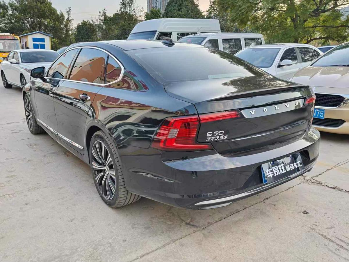 沃爾沃 S90  2022款 B5 智遠(yuǎn)豪華版圖片