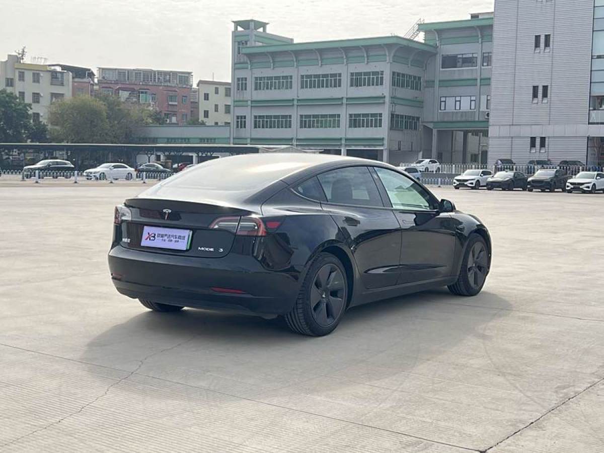 特斯拉 Model Y  2022款 改款 后輪驅(qū)動版圖片