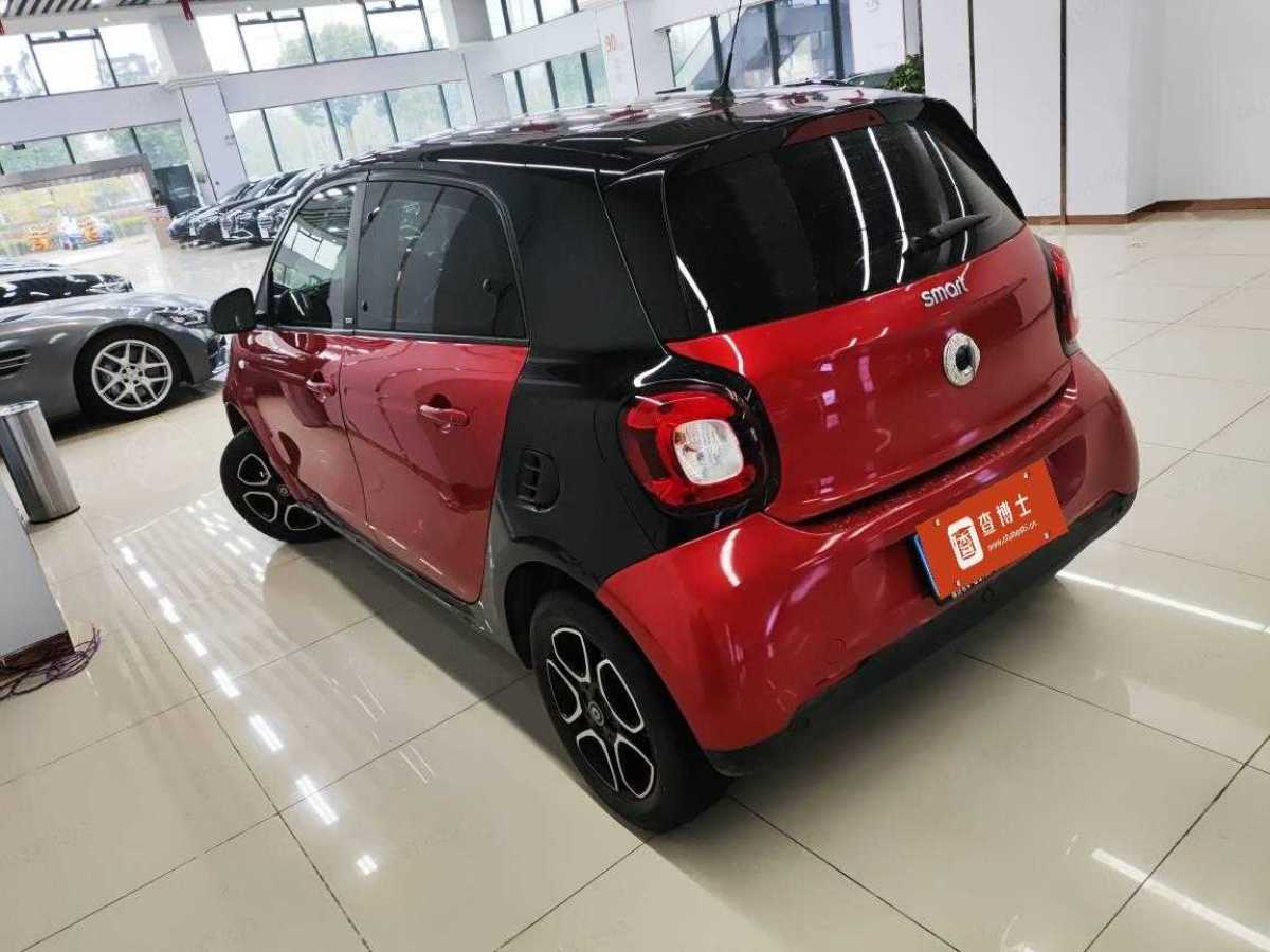 smart forfour  2018款 1.0L 52千瓦激情版圖片