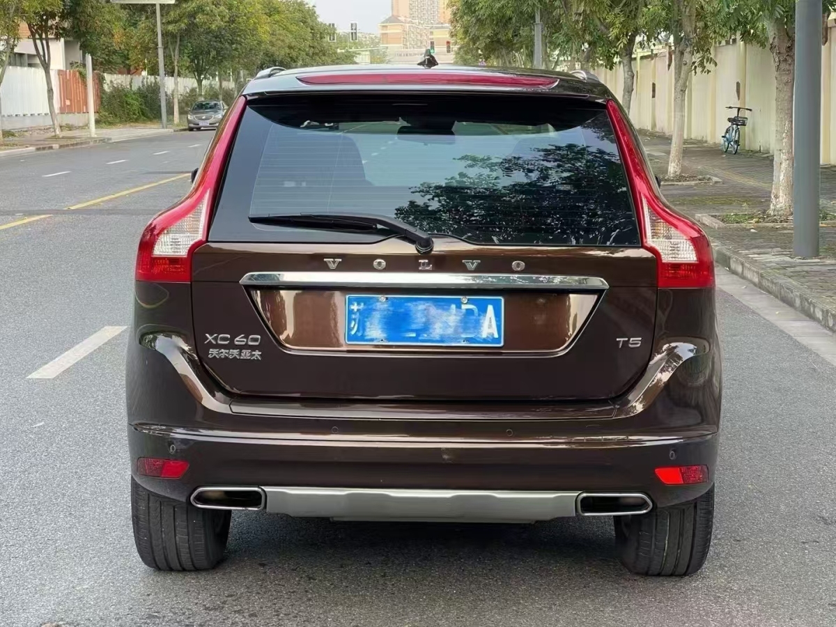 沃爾沃 XC60  2017款 T5 智進(jìn)升級(jí)版圖片