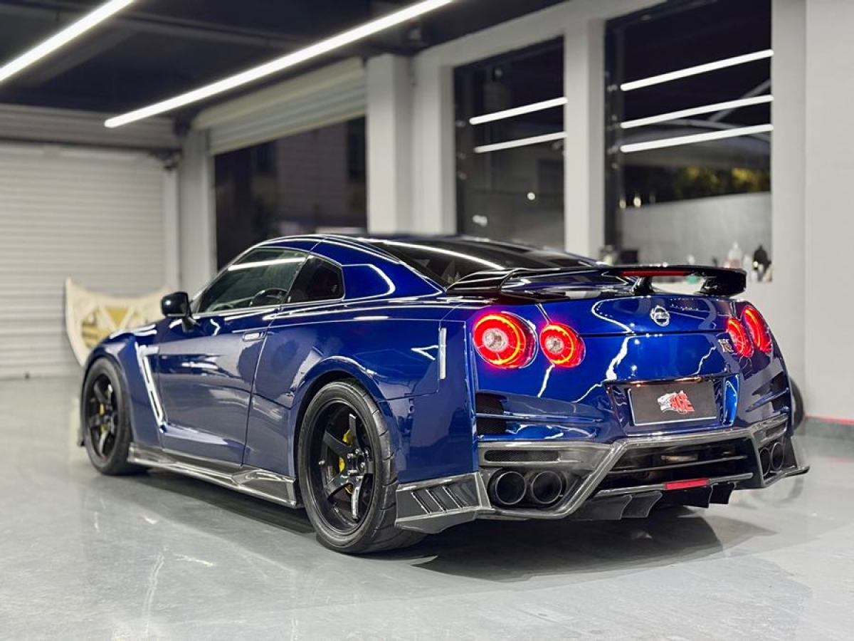 日產(chǎn) GT-R  2012款 3.8T Premium Edition圖片