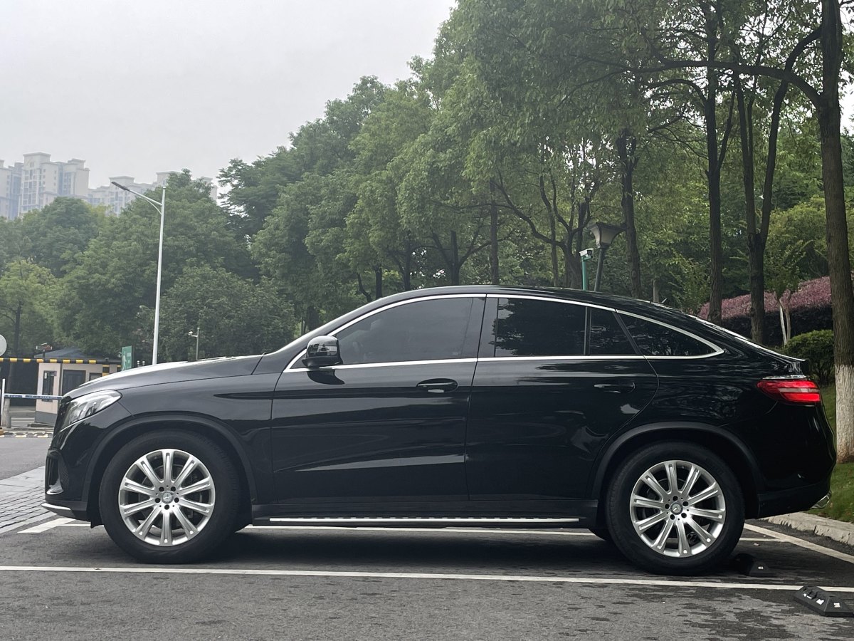 奔馳 奔馳GLE轎跑  2015款 GLE 320 4MATIC 轎跑SUV圖片