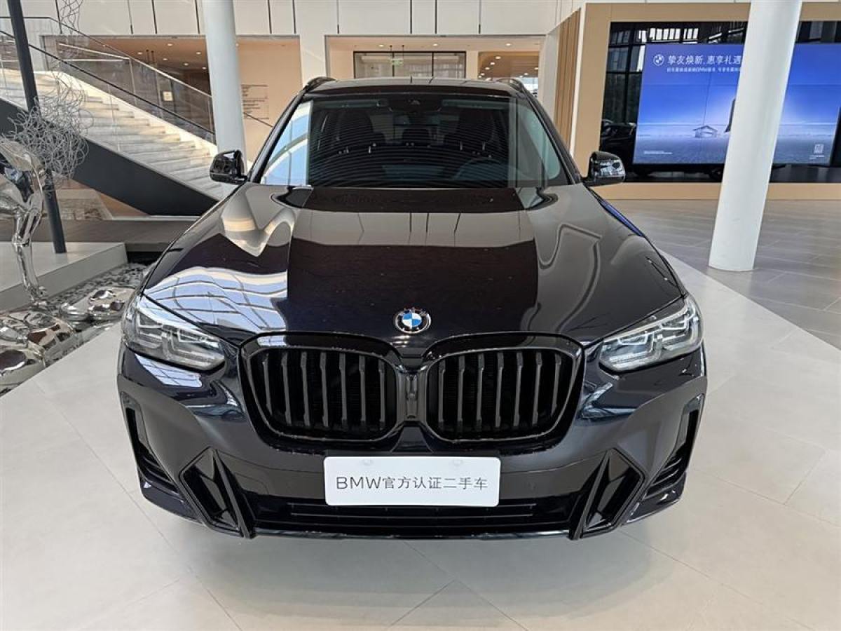 寶馬 寶馬X3  2023款 xDrive30i 領(lǐng)先型 M曜夜套裝圖片