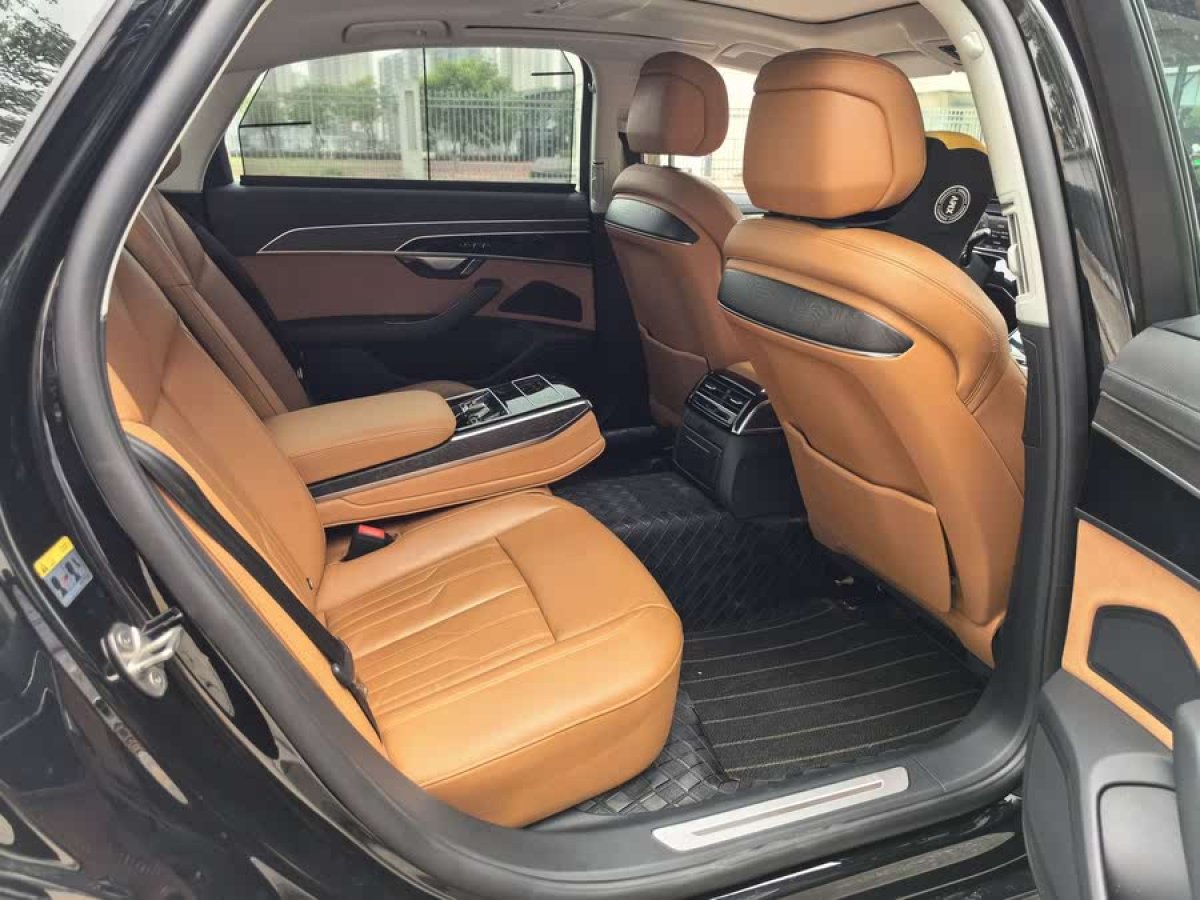 奧迪 奧迪A8  2024款 A8L 45 TFSI quattro 豪華型圖片