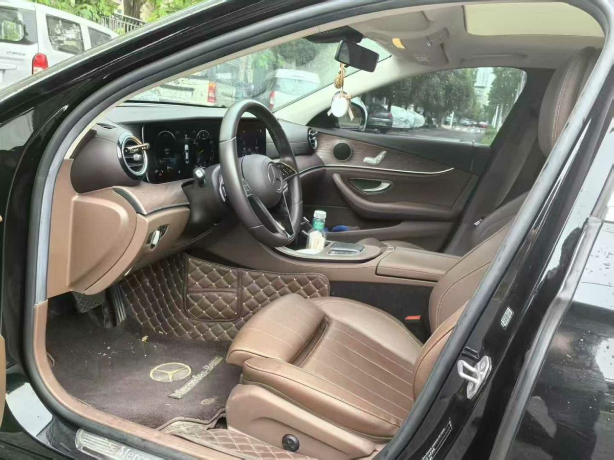 奔馳 奔馳E級(jí)  2021款 E 300 L 豪華型圖片