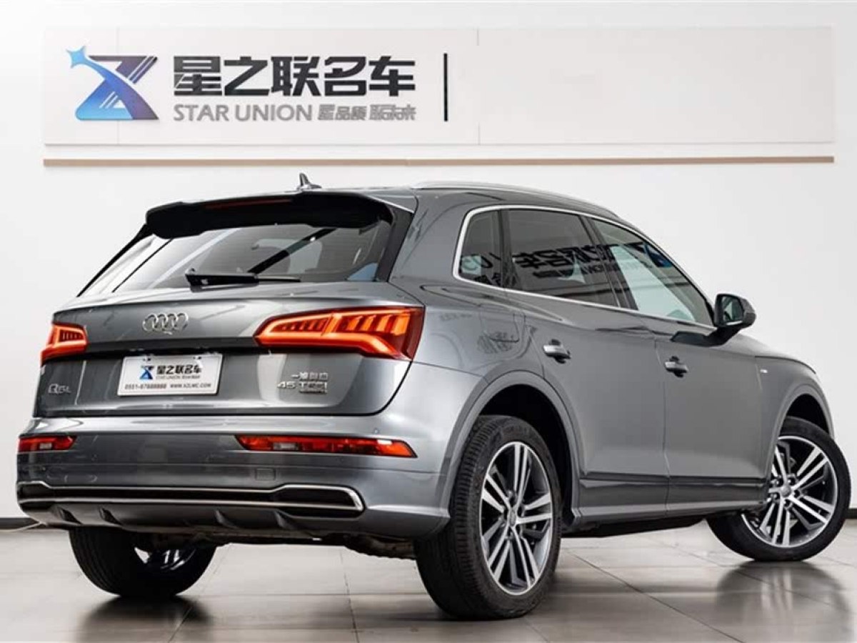 奧迪 奧迪Q5L  2018款  45 TFSI 尊享運(yùn)動型 國VI圖片