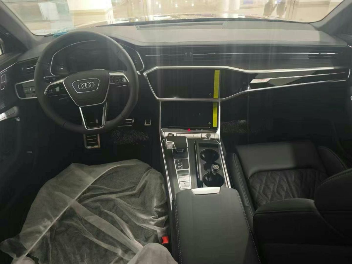 奧迪 奧迪A6L  2025款 40 TFSI 豪華動(dòng)感型圖片