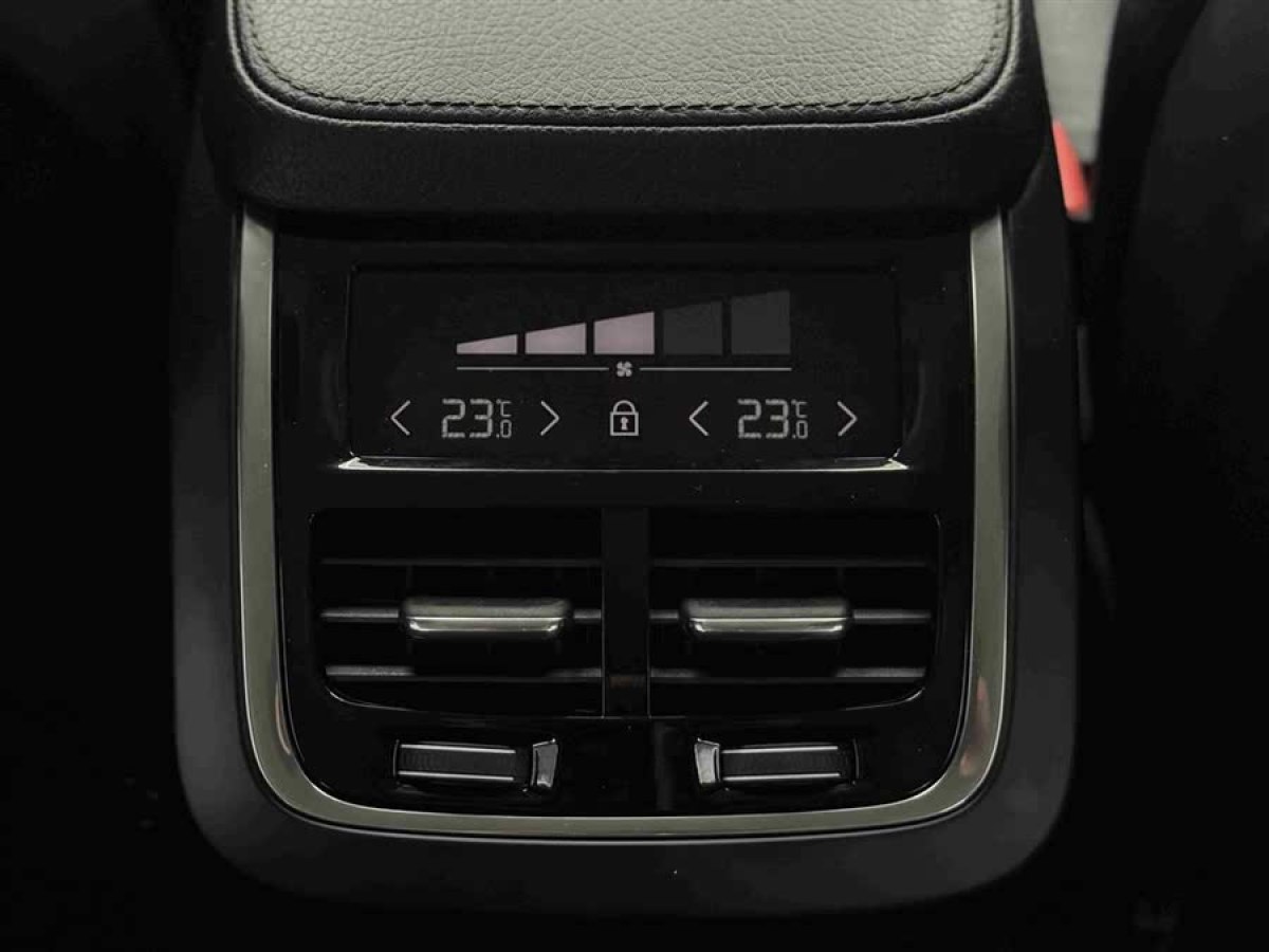 沃爾沃 V90  2020款 改款 Cross Country T5 AWD 智遠(yuǎn)版圖片