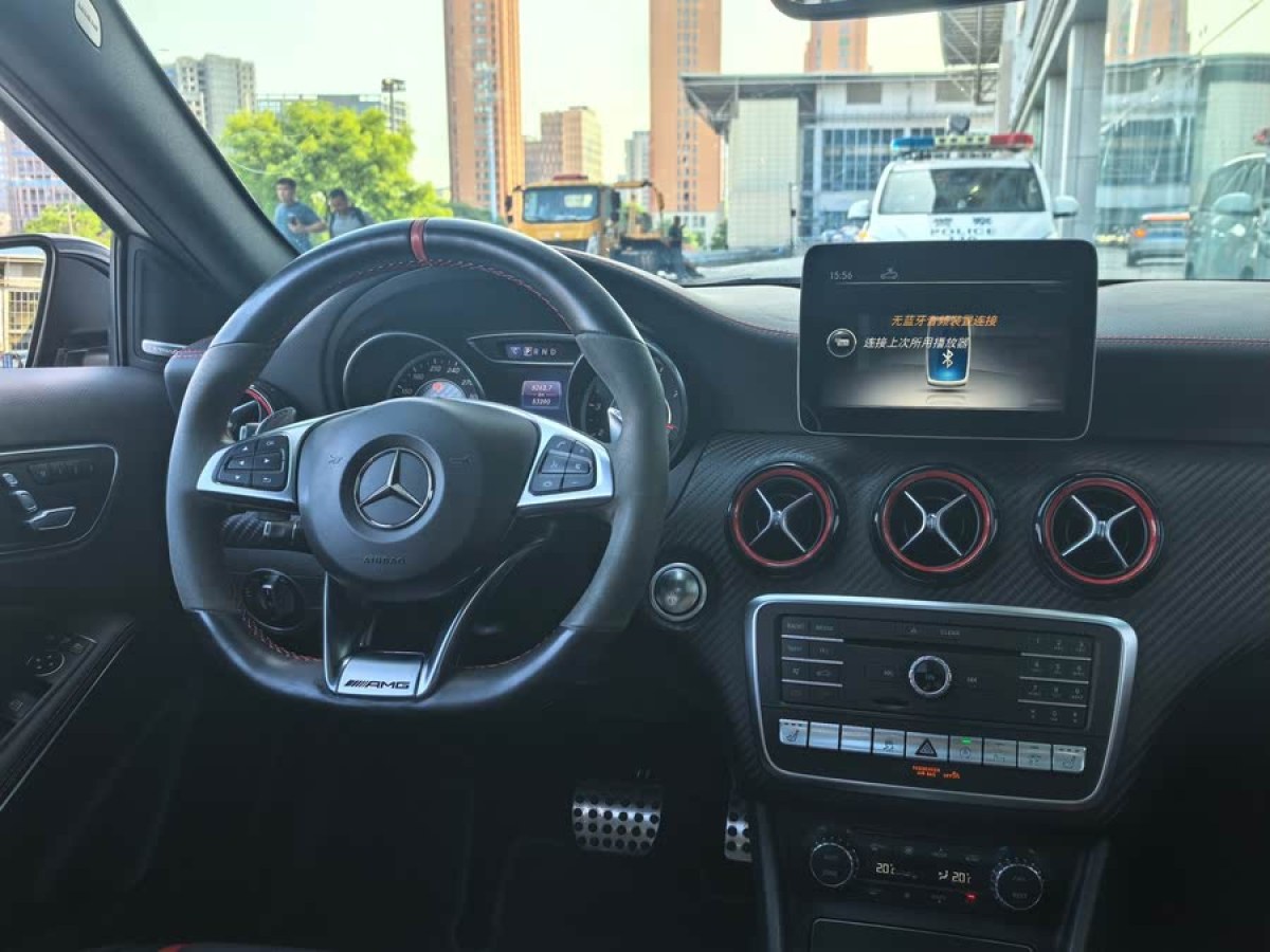奔馳 奔馳A級(jí)AMG  2016款 AMG A 45 4MATIC圖片