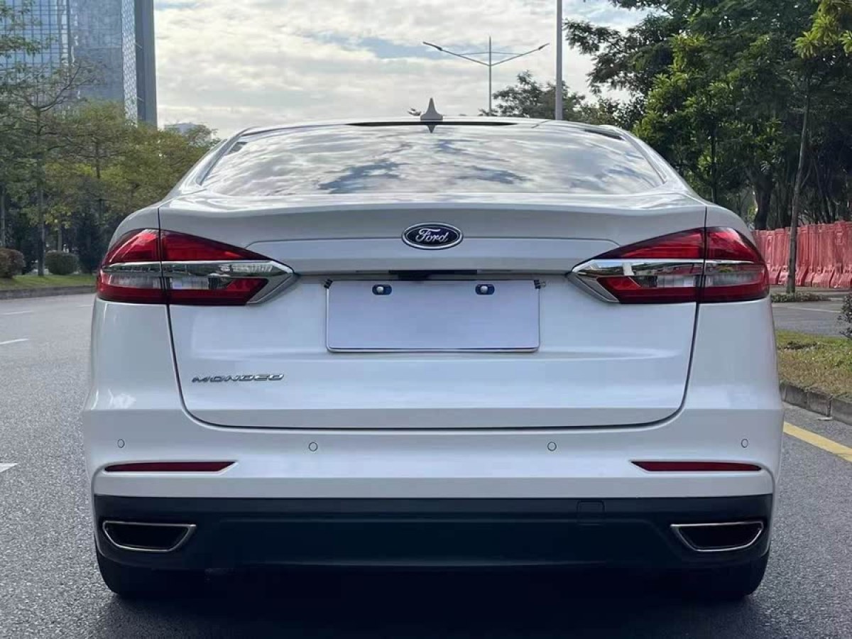 福特 蒙迪歐  2018款 EcoBoost 180 智控時(shí)尚型 國(guó)VI圖片