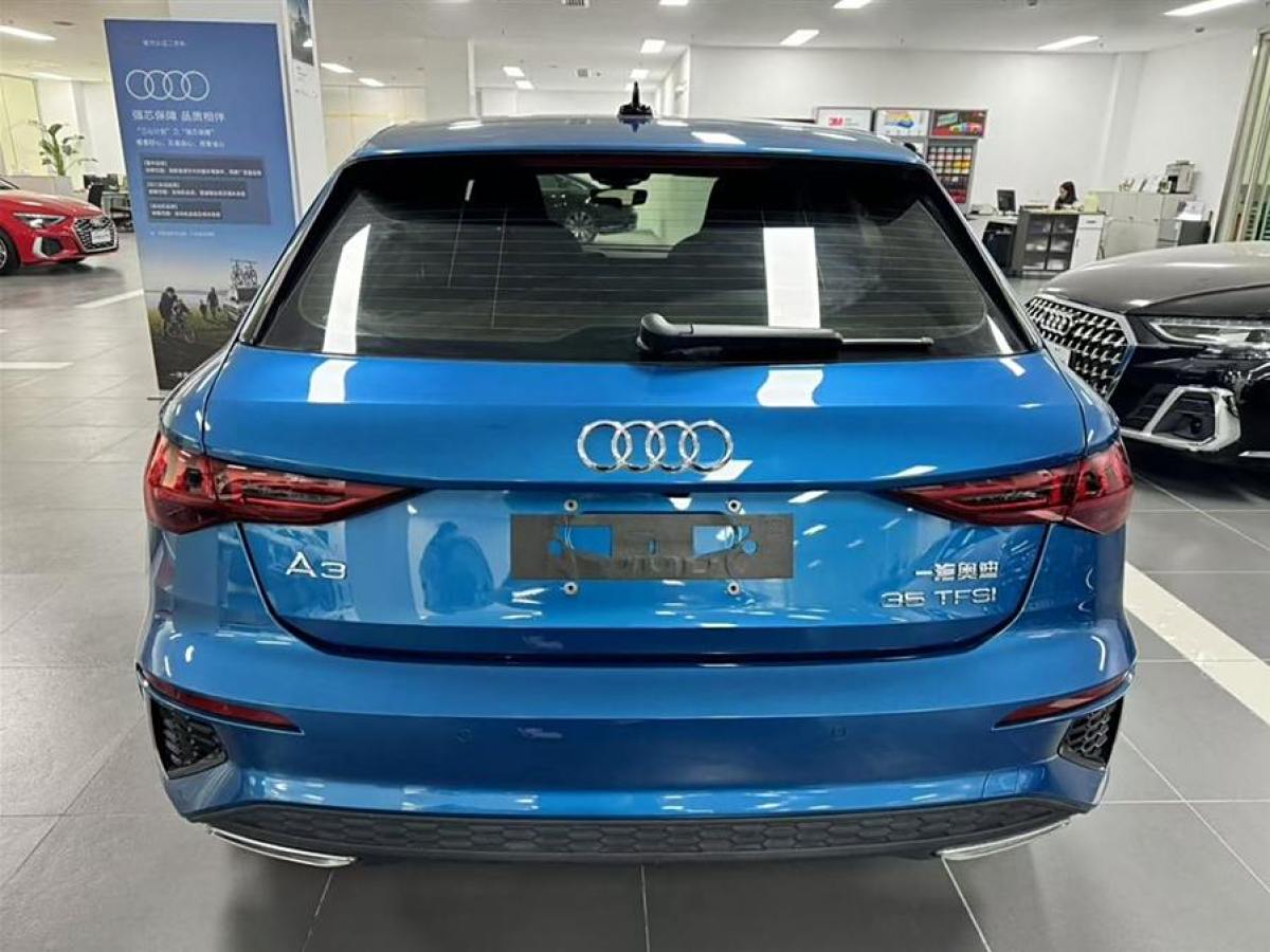 奧迪 奧迪A3  2021款 Sportback 35 TFSI 時(shí)尚運(yùn)動(dòng)型圖片