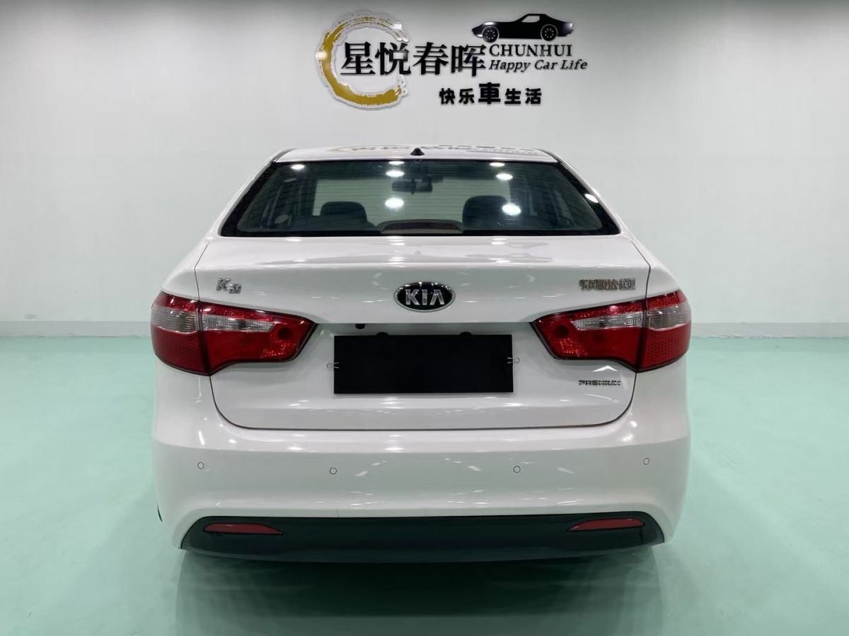 起亞 K2  2012款 三廂 1.6L AT Premium紀(jì)念版圖片