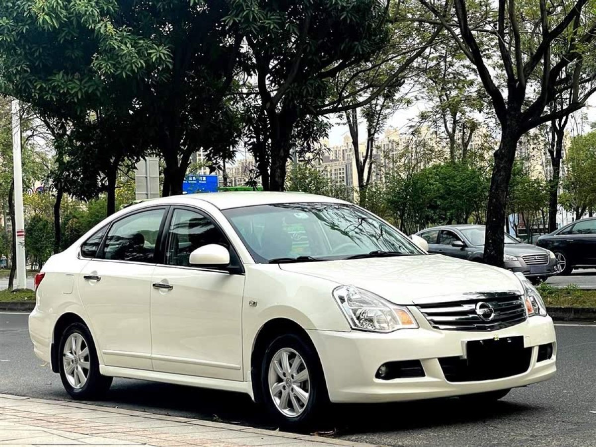 日產(chǎn) 軒逸  2012款 經(jīng)典 1.6XE 自動舒適版圖片
