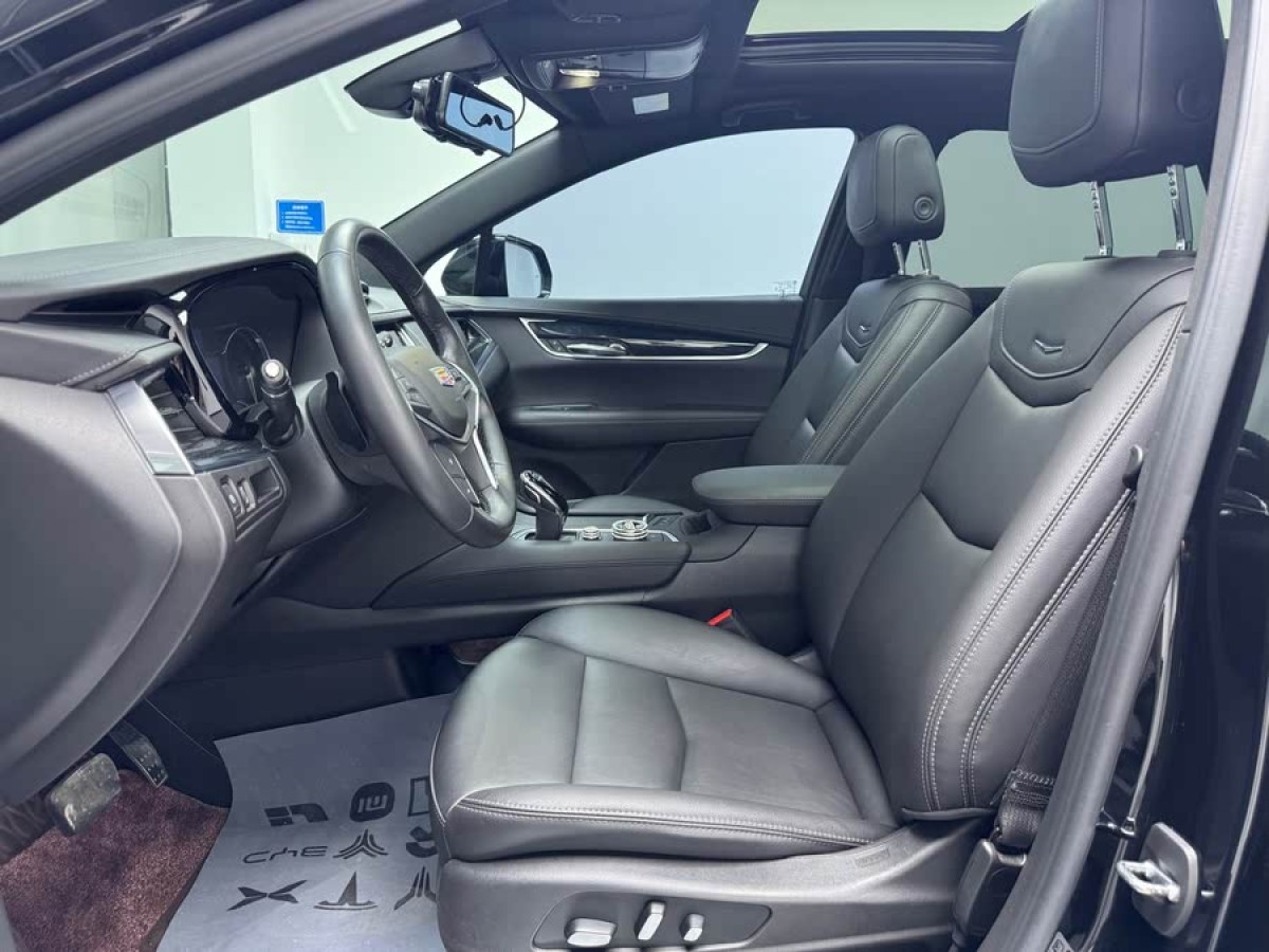凱迪拉克 XT5  2022款 2.0T 兩驅(qū)豪華型圖片