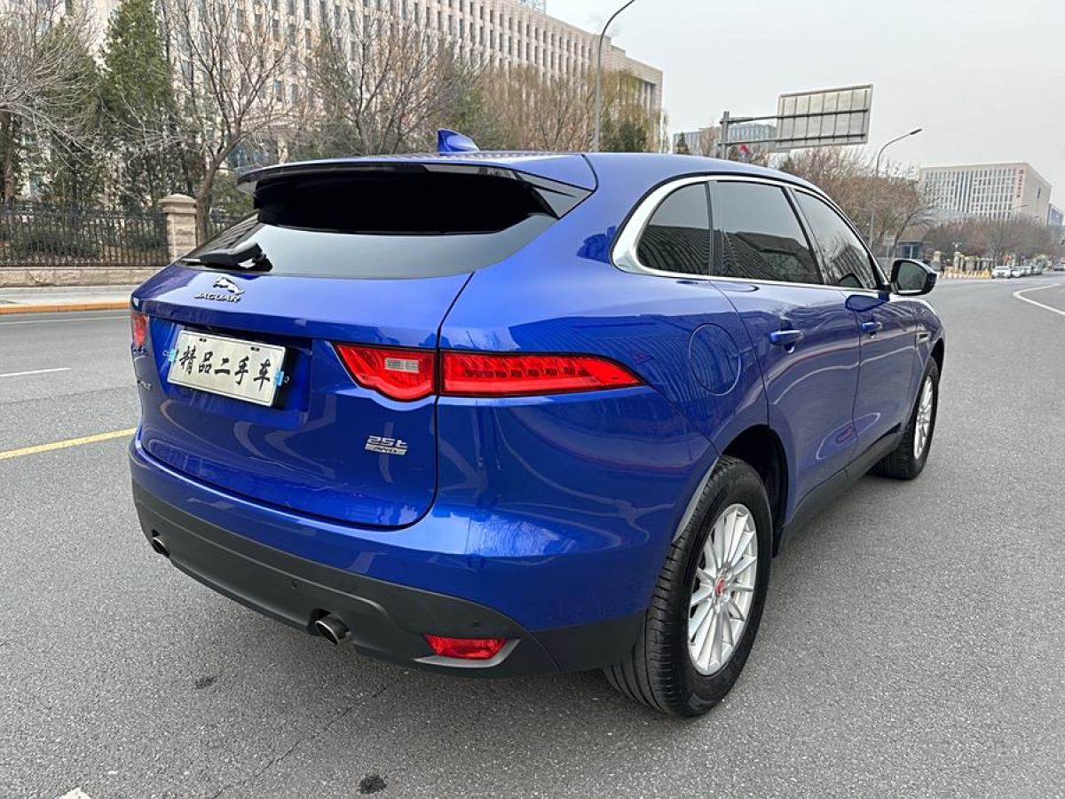 捷豹 F-PACE  2018款 2.0T 四驅(qū)都市尊享版圖片