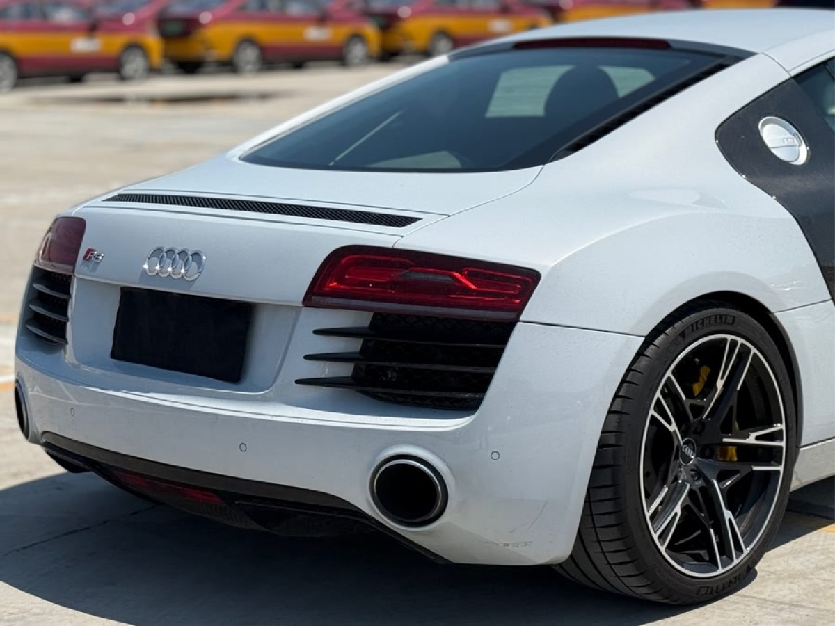 奧迪 奧迪R8  2014款 4.2 FSI quattro圖片