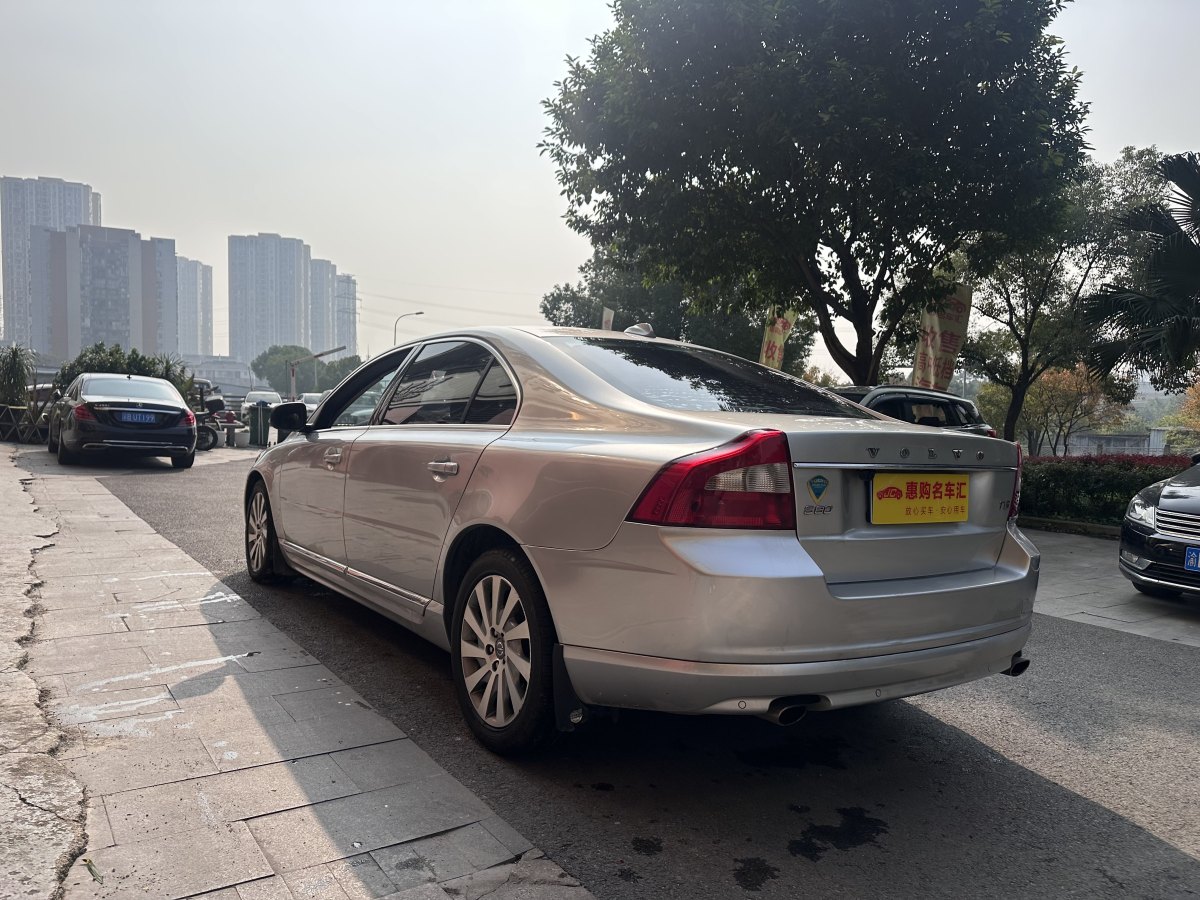 沃爾沃 S80  2012款 S80L 2.0T T5 智雅版圖片