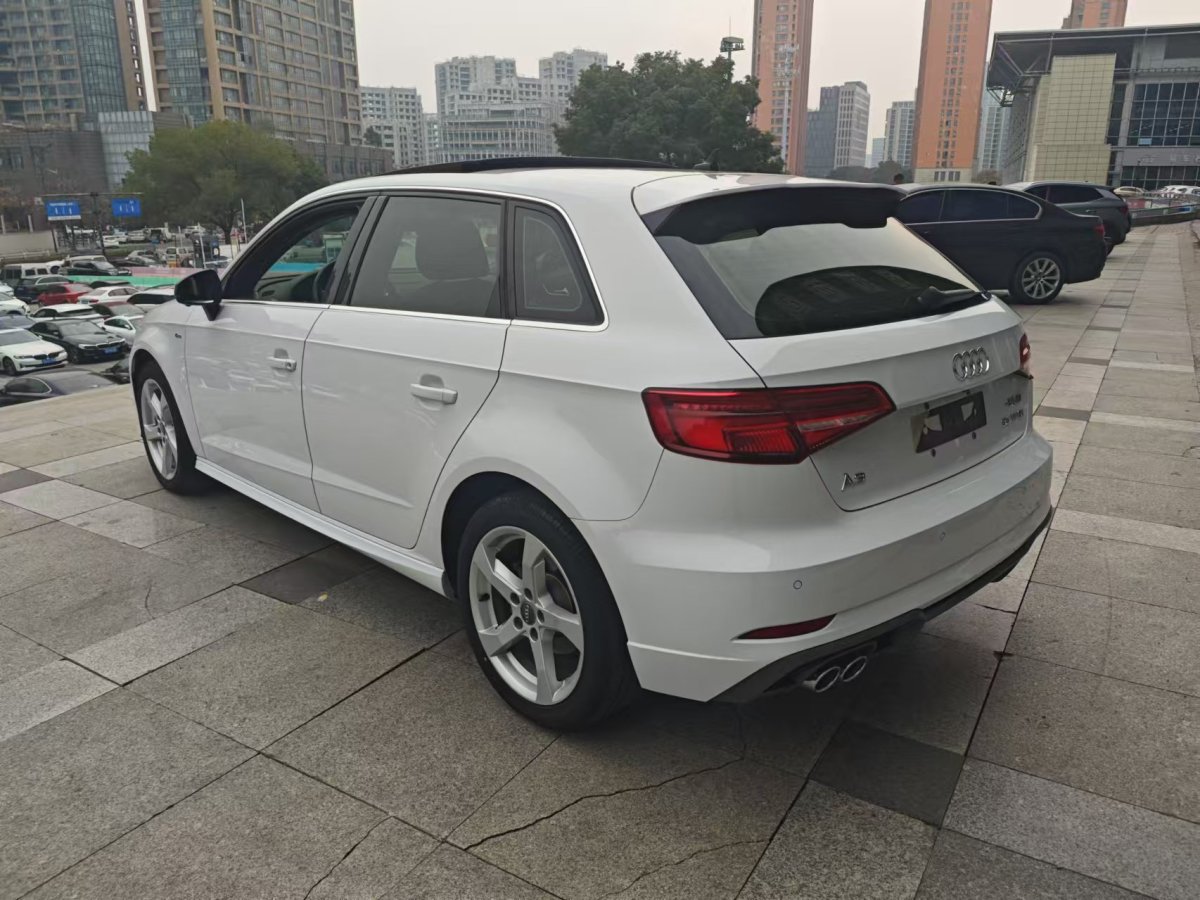 奧迪 奧迪A3  2019款 Sportback 35 TFSI 進(jìn)取型 國(guó)VI圖片