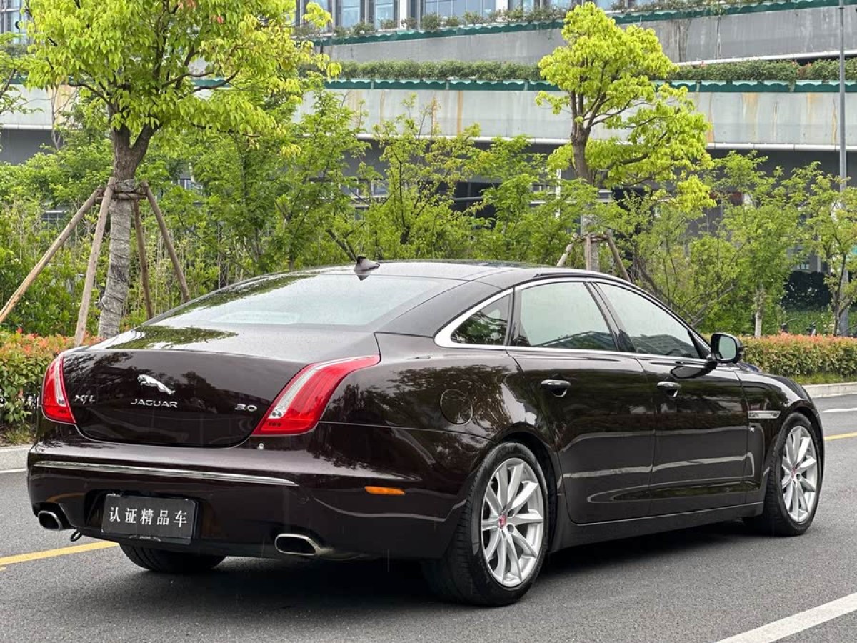 捷豹 XJ  2014款 XJL 3.0 SC 兩驅(qū)尊享商務(wù)版圖片