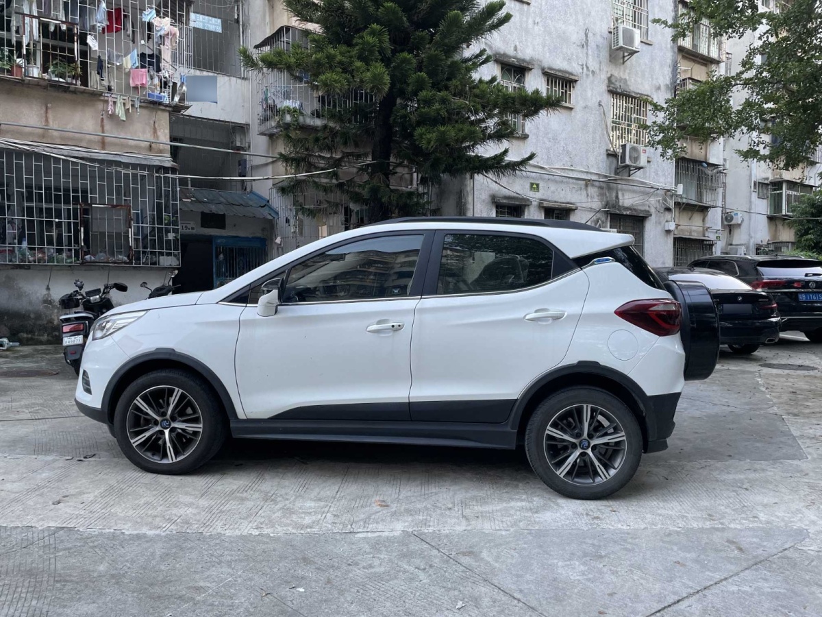 比亞迪 元新能源  2018款 EV360 智聯(lián)創(chuàng)酷型圖片