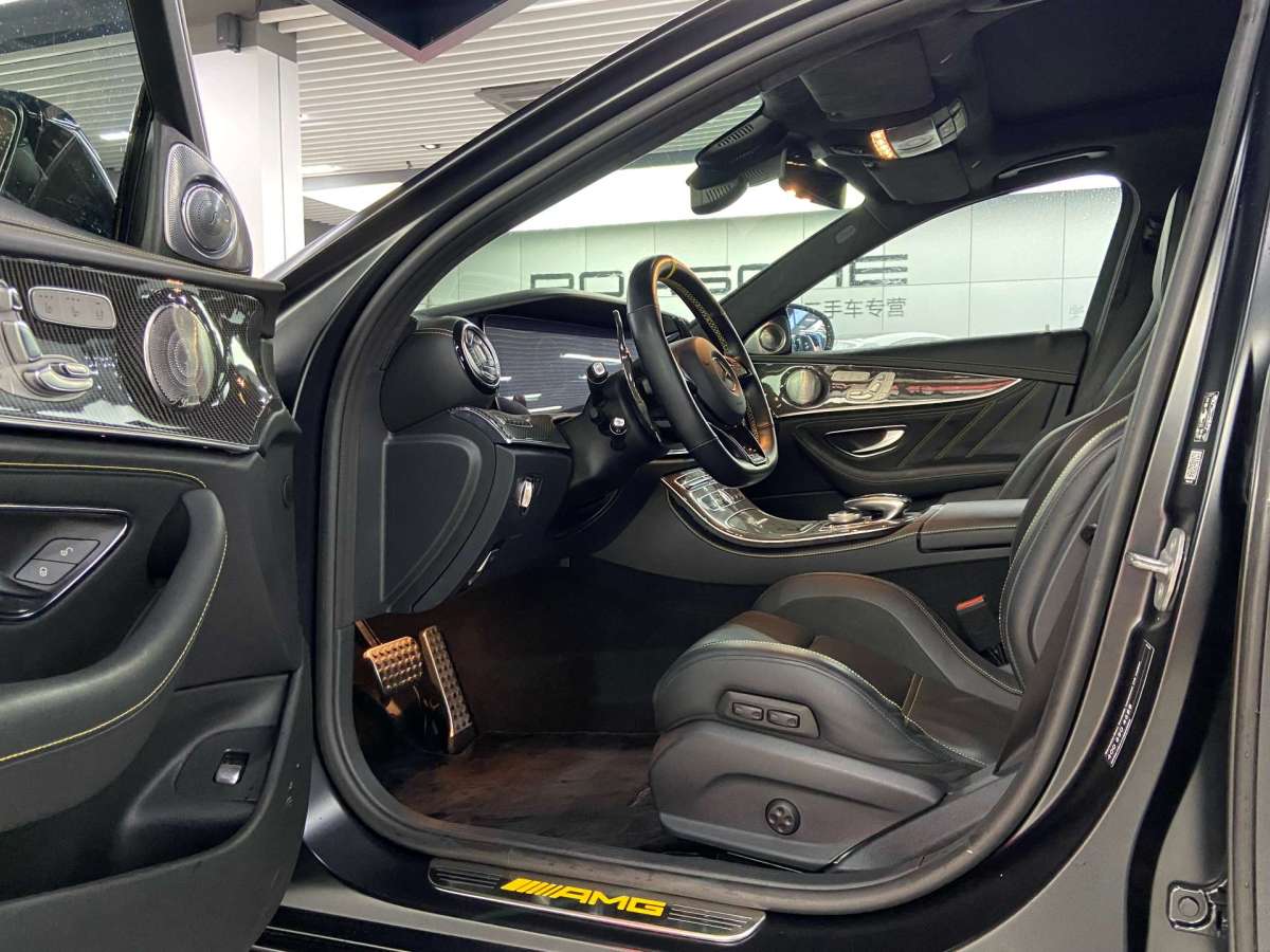 奔驰 奔驰E级AMG  2018款 AMG E 63 S 4MATIC+ 特别版图片