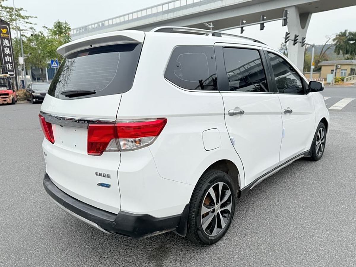 啟辰 M50V  2017款 1.6L XV CVT尊享版圖片