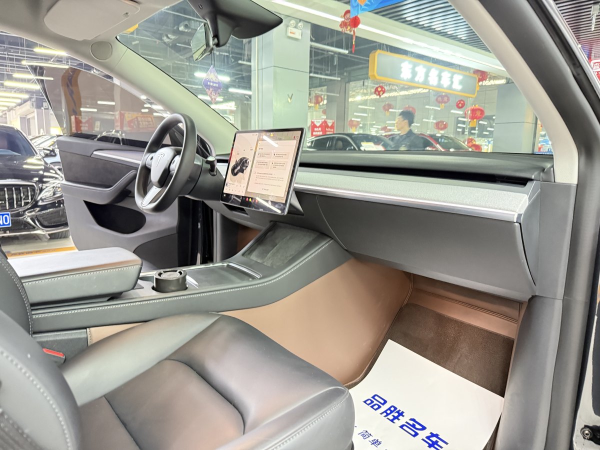 特斯拉 Model 3  2020款 改款 長(zhǎng)續(xù)航后輪驅(qū)動(dòng)版圖片