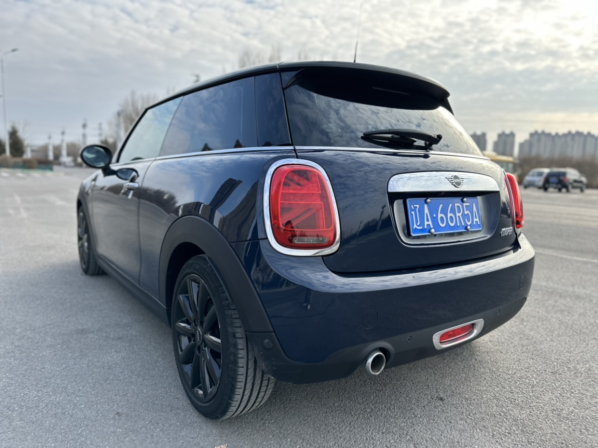 MINI MINI  2019款 1.5T COOPER 經(jīng)典派圖片